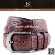 Ceinture en cuir cloutée pour homme